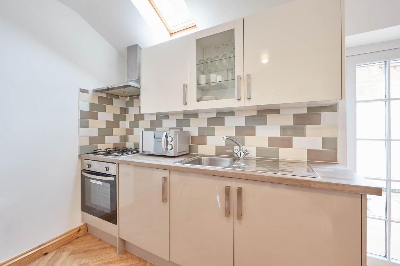 Host & Stay - Little Treasure Whitby Ngoại thất bức ảnh