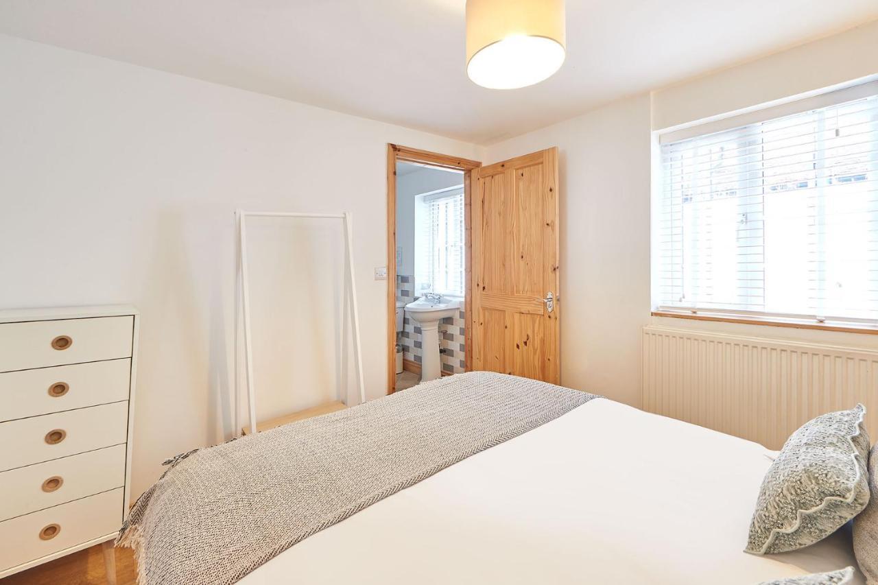 Host & Stay - Little Treasure Whitby Ngoại thất bức ảnh